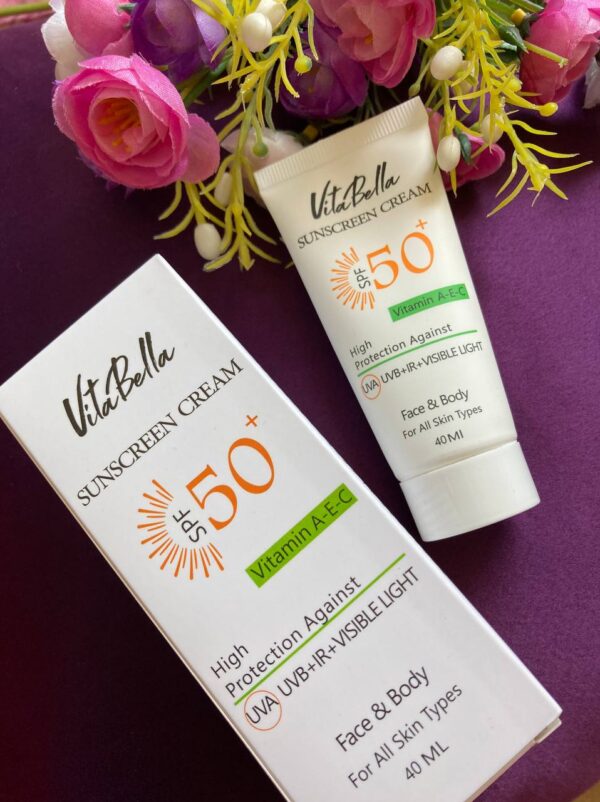 کرم ضد آفتاب ویتابلا spf 50 بی رنگ | Vitabella - Image 2